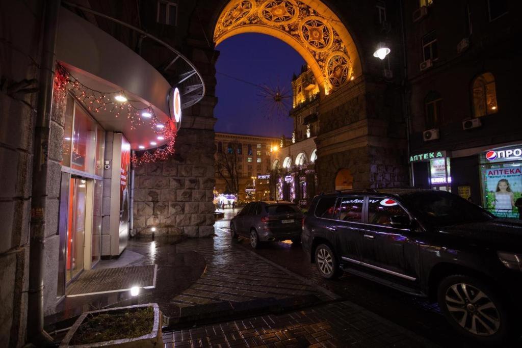 Khreshchatyk Apart Hotel 911 เคียฟ ภายนอก รูปภาพ